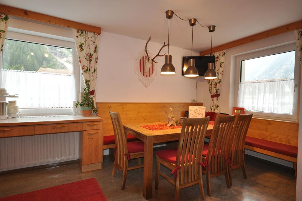 Haus Alpenglueck Διαμέρισμα Kaunertal Εξωτερικό φωτογραφία